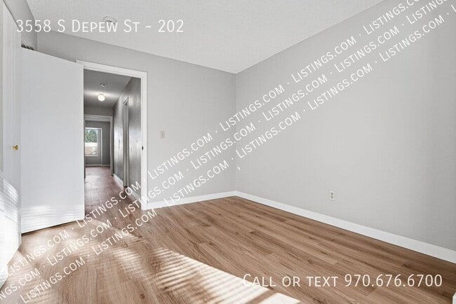 Building Photo - 3558 S Depew St