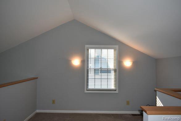 Building Photo - 131 Stratford Ln