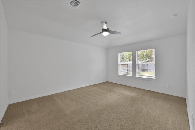 Building Photo - 14213 Wonder Lake Ln