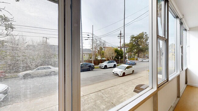 Building Photo - 1507 Carol Ave