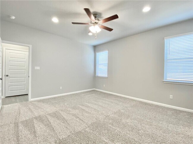 Building Photo - 1509 Longhorn Ranch Dr