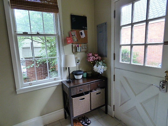 Building Photo - Gorgeous Brick German Village Home!