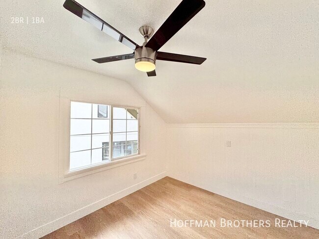 Building Photo - 858 N La Fayette Park Pl