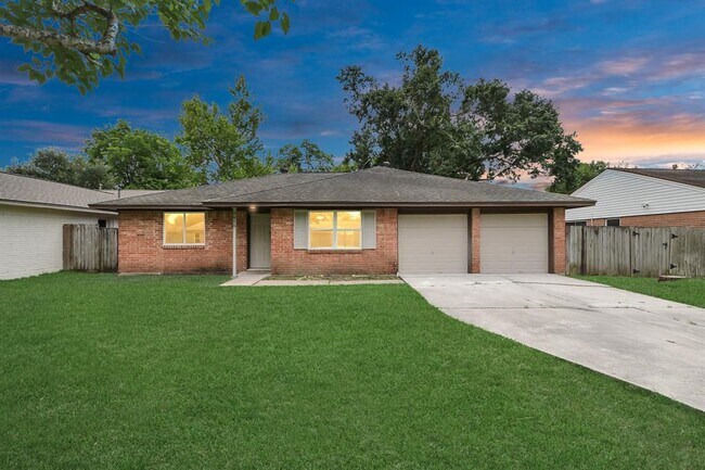 Primary Photo - 9615 Meadowvale Dr