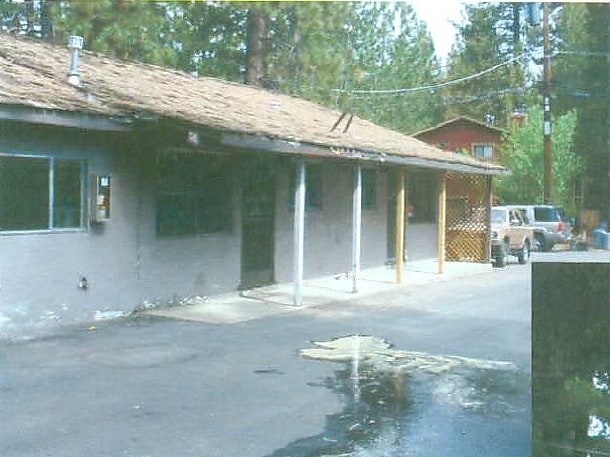 Building Photo - Alpine Apartments