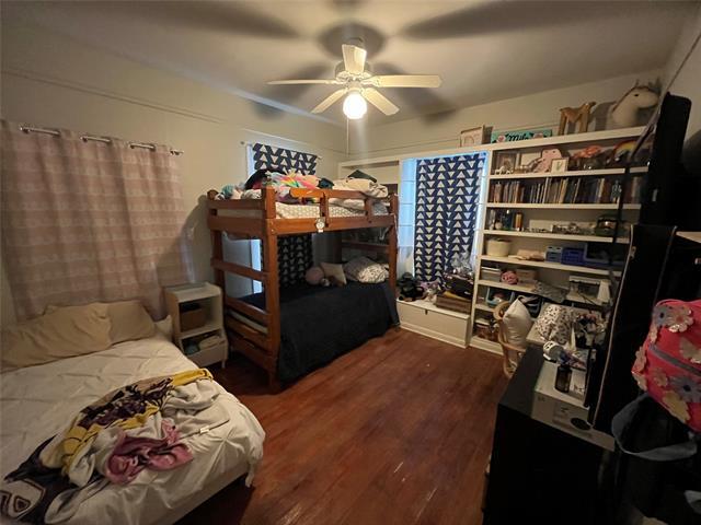 Building Photo - 684 N Graham St