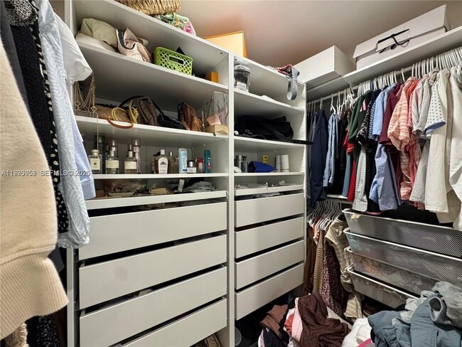 Building Photo - 1490 NW 113th Way