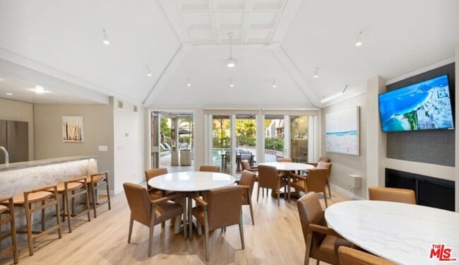 Building Photo - 4305 Alla Rd