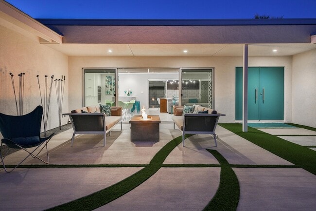 Building Photo - 47956 Silver Spur Trail