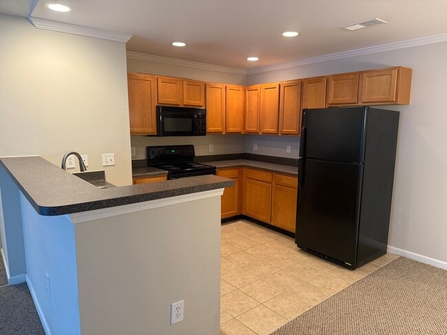 Building Photo - Adorable 2 Bedroom Convenient to Battlegro...