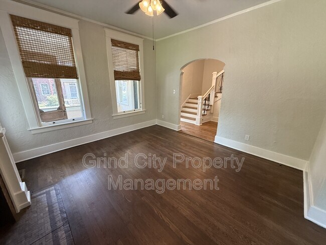 Building Photo - 653 Anderson St