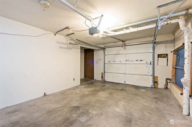 Building Photo - 17303 Spanaway Loop Rd S