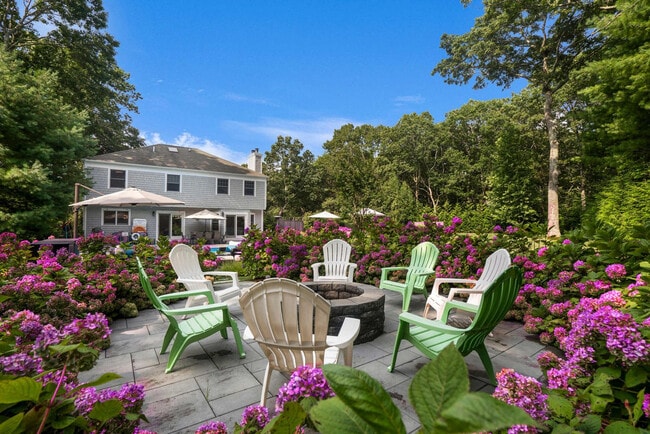 Building Photo - 30 Old Fish Cove Rd