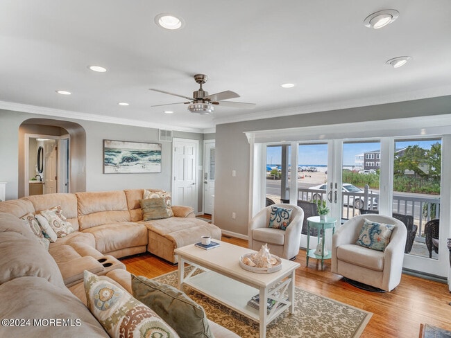 Building Photo - 200 S Bayview Ave