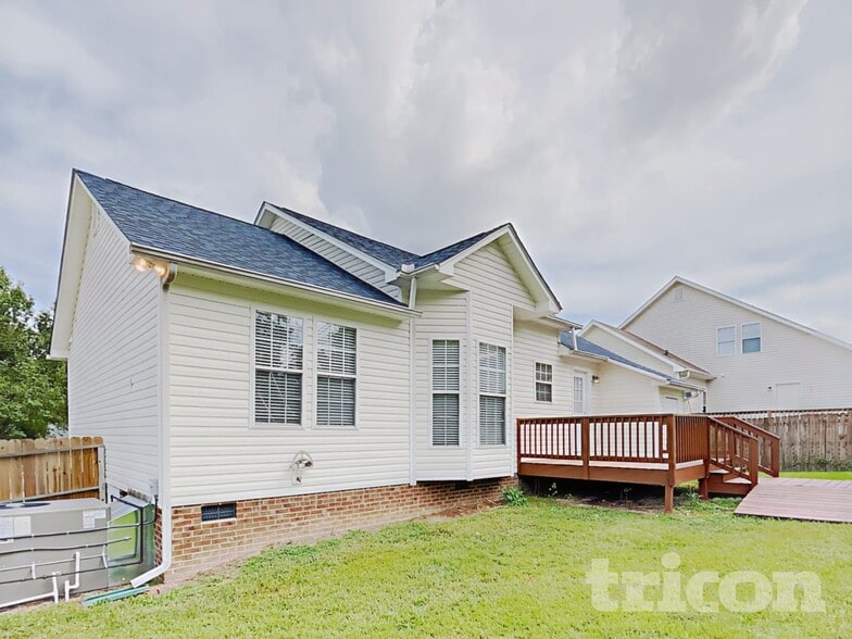 Building Photo - 305 Aqua Marine Ln