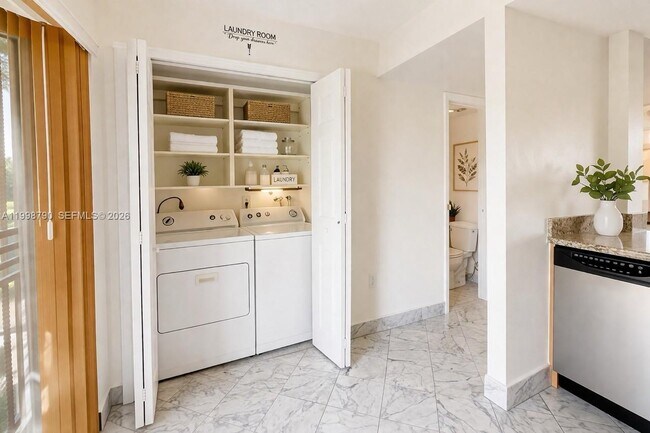 Building Photo - 1283 W 51st Pl