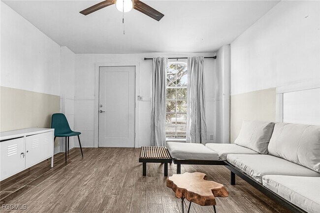 Building Photo - 135 Delmar Ave