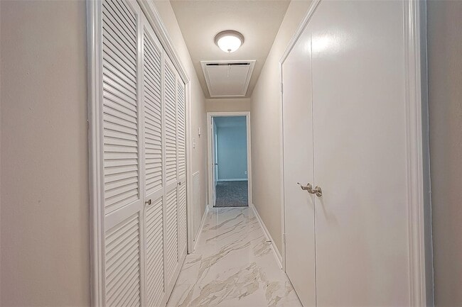 Building Photo - 10811 Villa Lea Ln