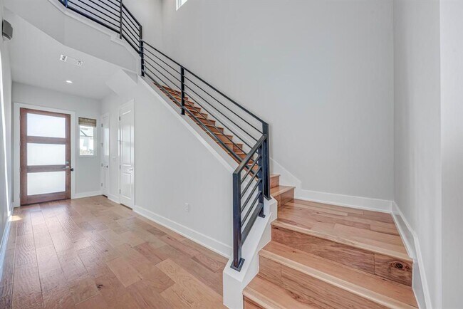 Building Photo - 6401 Keegans Dr