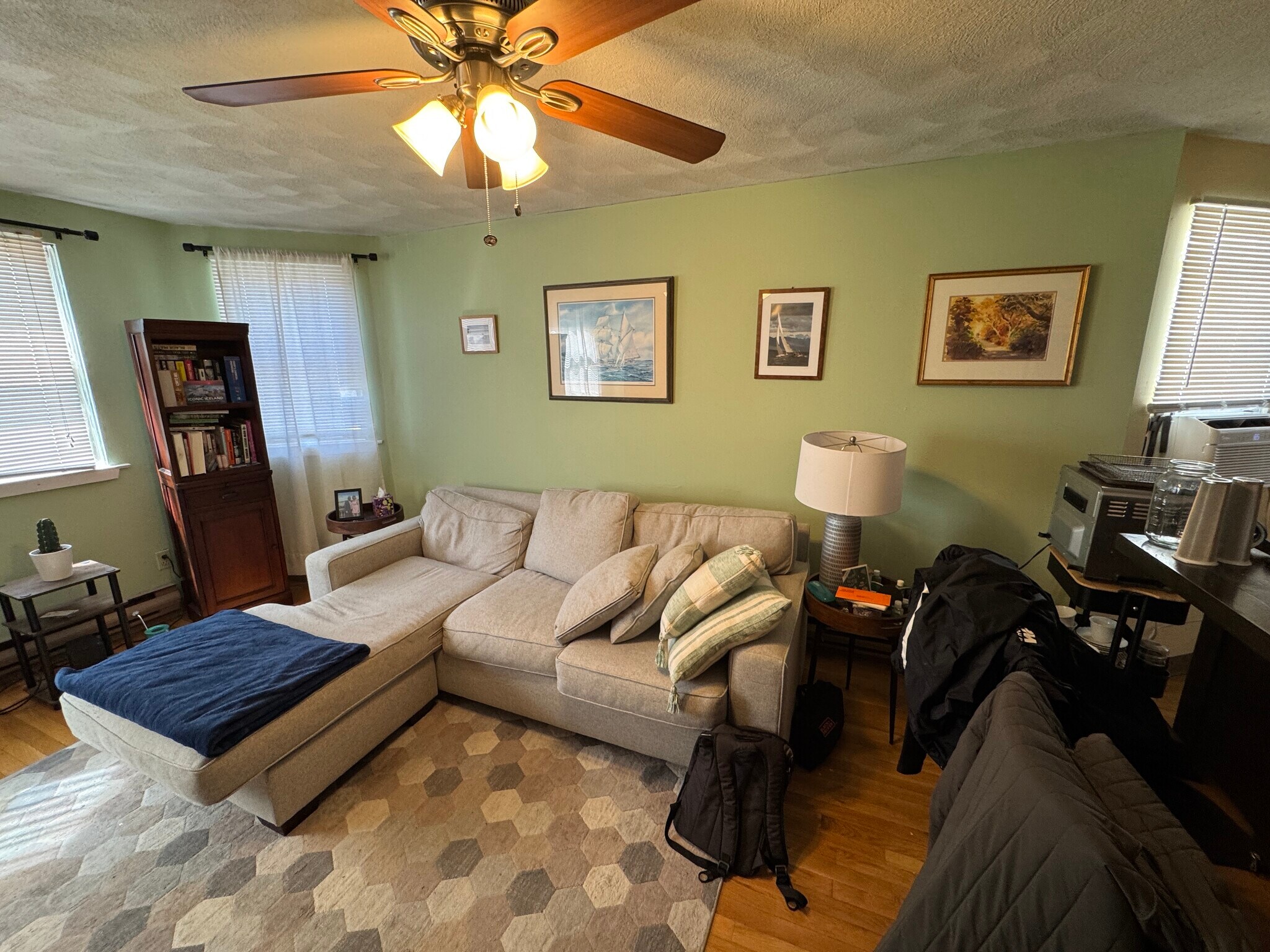 Building Photo - 217 Holland St