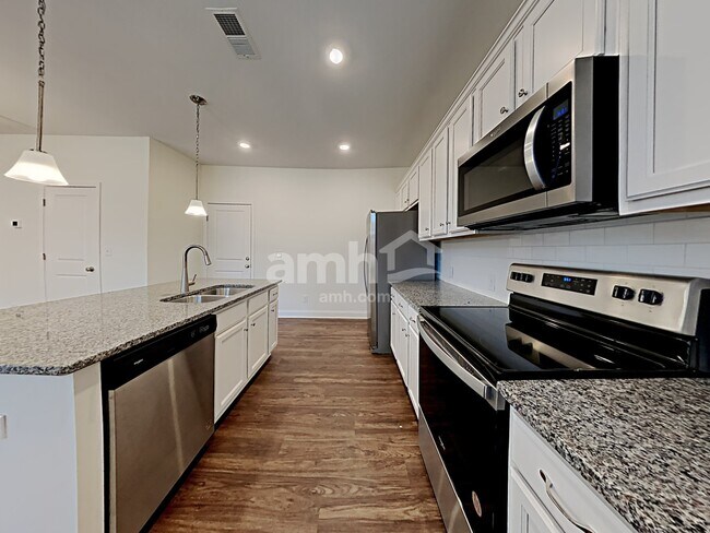 Building Photo - 108 Ashton Dr