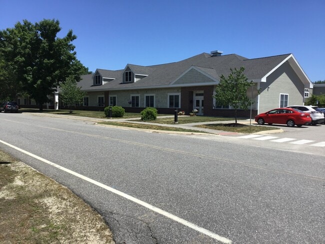Primary Photo - Village Green Apartments 55+