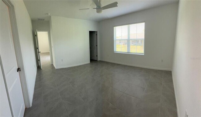 Building Photo - 8888 SW 135th Street Rd