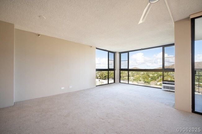 Building Photo - 2BR | 2BA | $4,000 | Move-In Ready! Windwa...