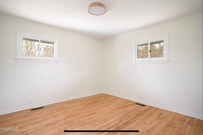 Building Photo - 4502 Glasgow Rd