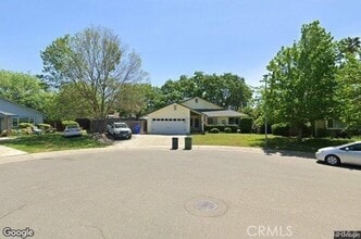 Building Photo - 230 Plains Ct