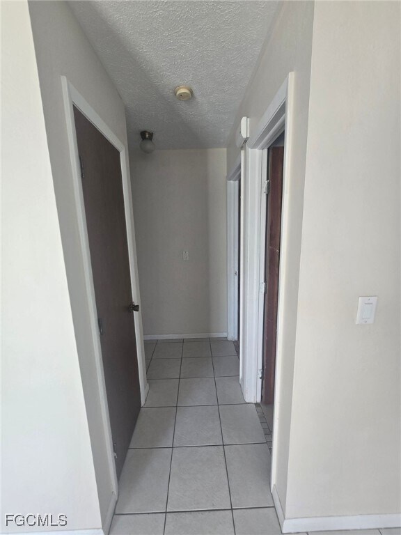 Building Photo - 3815 SE 15th Pl