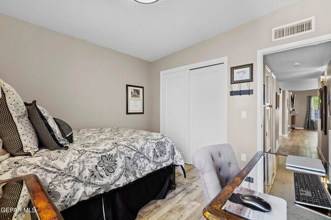 Building Photo - 7573 Le Conte Dr
