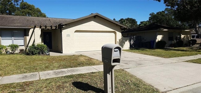 Building Photo - 4703 Cypress Tree Dr