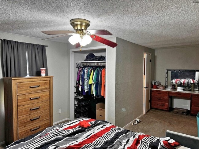 Building Photo - 1609 Sunnyside Ln