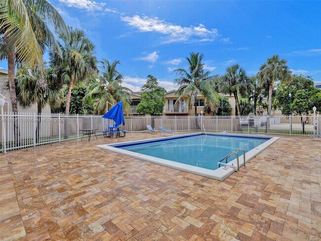 Building Photo - 4154 NW 79th Ave