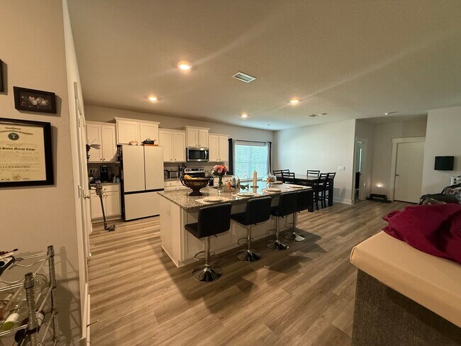 Building Photo - 6080 Rutherford Lp