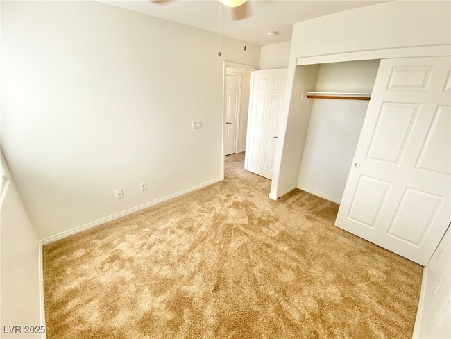Building Photo - 7320 Laburnum St