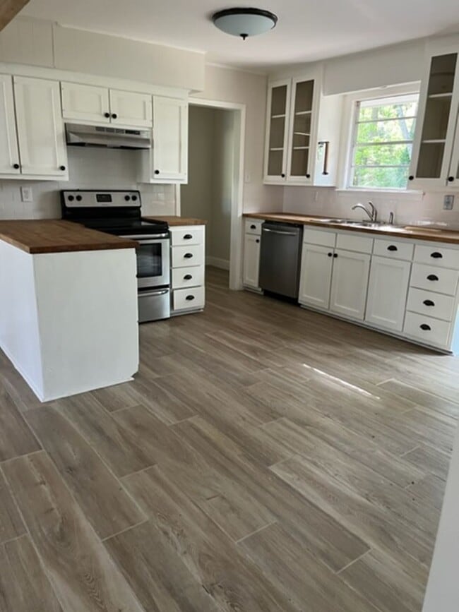 Building Photo - Renovated 3Br/2Bath Home in Magnolia Woods