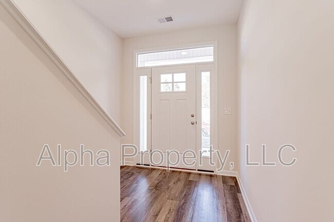 Building Photo - 328 Trail Branch Ct.