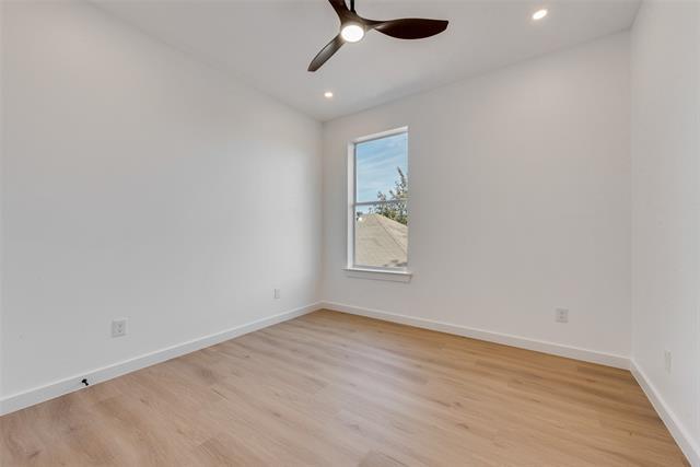 Building Photo - 632 Melba St