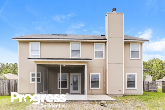 Building Photo - 2464 Royal Pointe Dr
