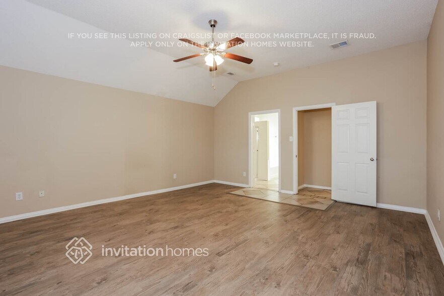 Building Photo - 1313 Sheffield Dr