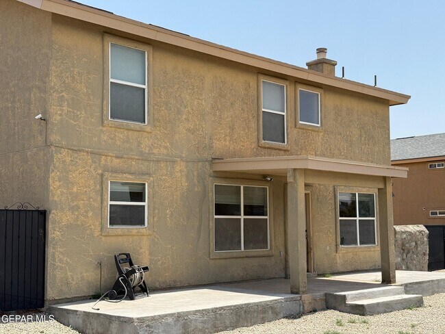 Building Photo - 6305 Rosa Gandara Pl
