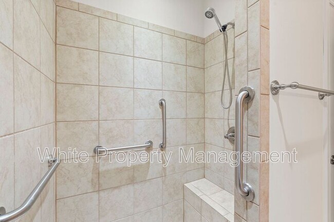 Building Photo - 3018 Portico Pl