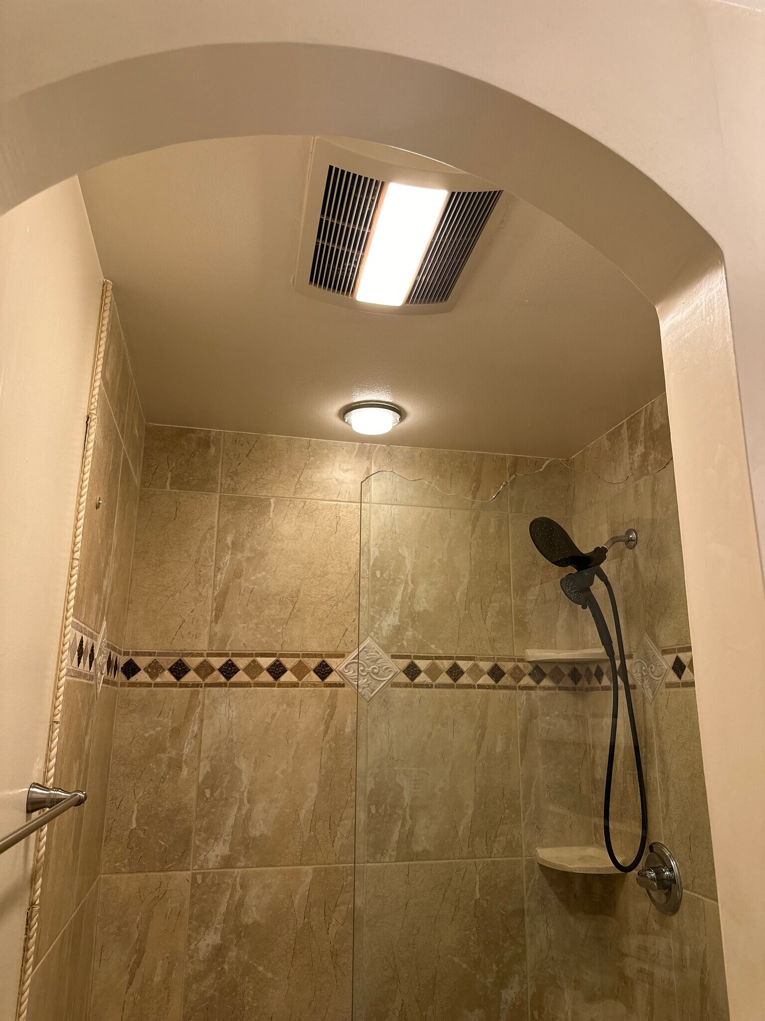 Building Photo - 932 Peninsula Ave