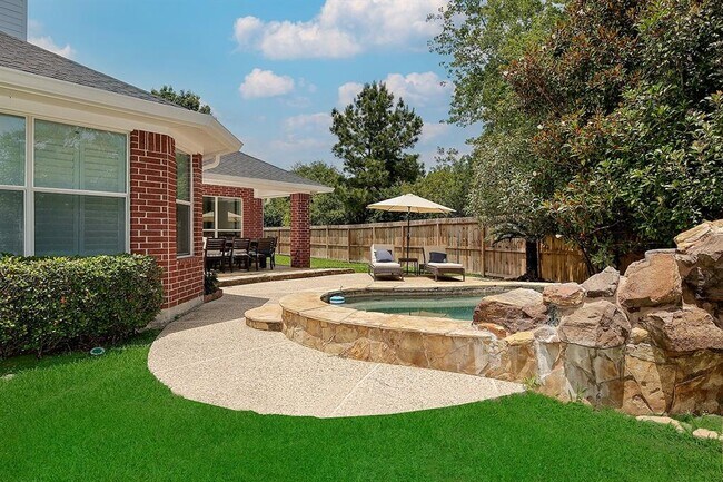 Building Photo - 26 Archer Oak Pl