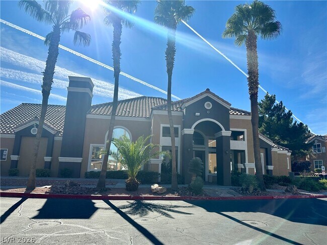 Building Photo - 8101 W Flamingo Rd