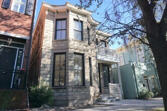 Building Photo - 552 E Liberty