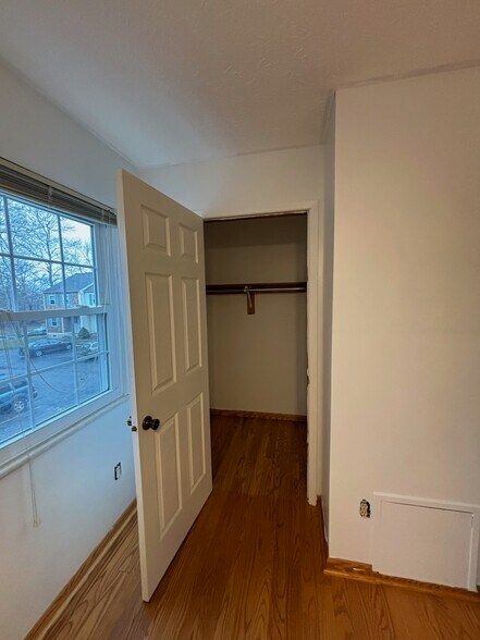 Building Photo - 6318 Bannister Dr