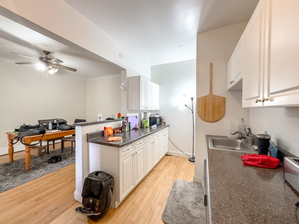 Building Photo - 935 Judson Ave